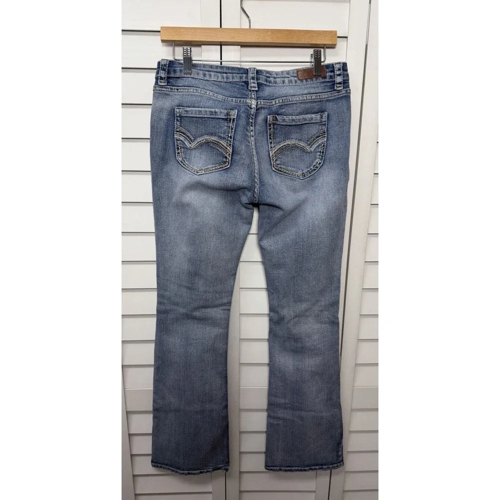 Myth of Jade Bootcut Embroidered Blue Denim Jeans Women's Size 8